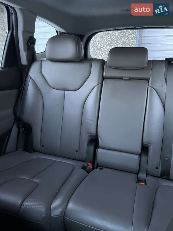 Позашляховик / Кросовер Hyundai Santa FE 2020 в Івано-Франківську