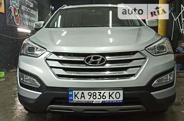 Внедорожник / Кроссовер Hyundai Santa FE 2012 в Киеве