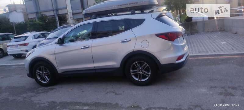 Внедорожник / Кроссовер Hyundai Santa FE 2016 в Одессе