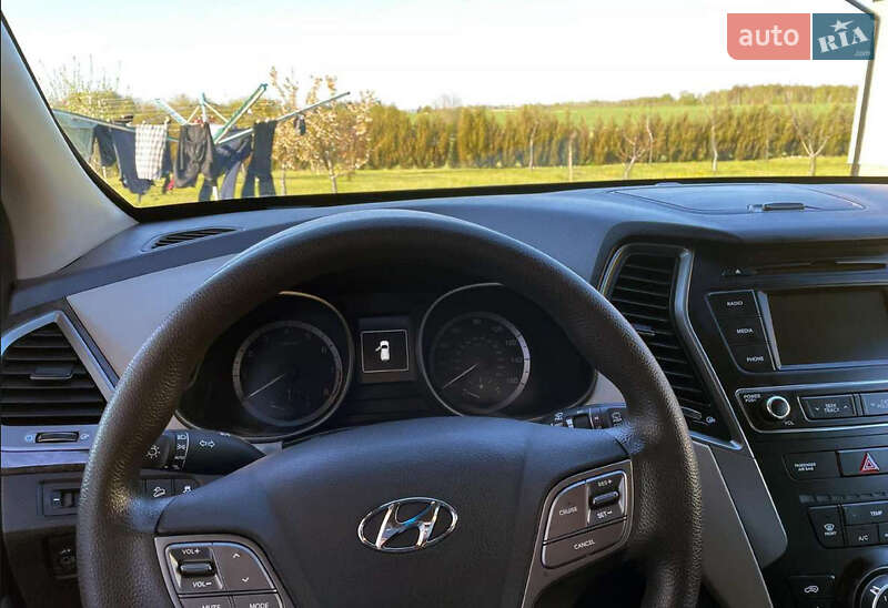 Позашляховик / Кросовер Hyundai Santa FE 2017 в Львові