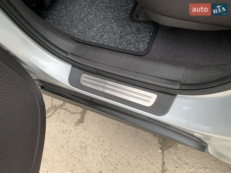 Позашляховик / Кросовер Hyundai Santa FE 2010 в Коломиї