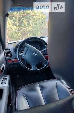 Внедорожник / Кроссовер Hyundai Santa FE 2008 в Черноморске