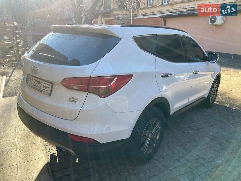 Позашляховик / Кросовер Hyundai Santa FE 2014 в Полтаві