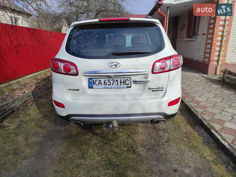 Позашляховик / Кросовер Hyundai Santa FE 2012 в Старій Вижівці
