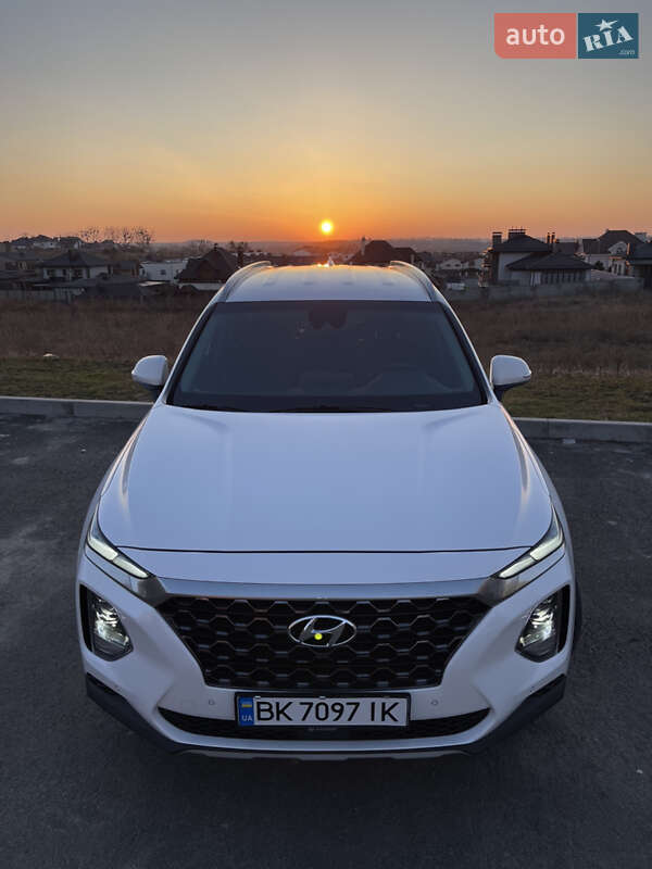Внедорожник / Кроссовер Hyundai Santa FE 2018 в Ровно фото 7 Внедорожник / Кроссовер Hyundai Santa FE 2018 в Ровно