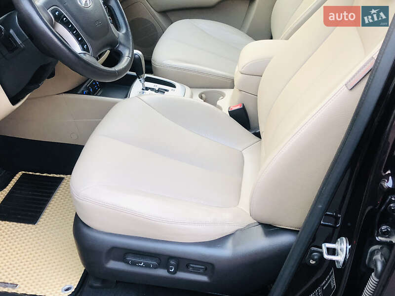 Позашляховик / Кросовер Hyundai Santa FE 2010 в Дніпрі