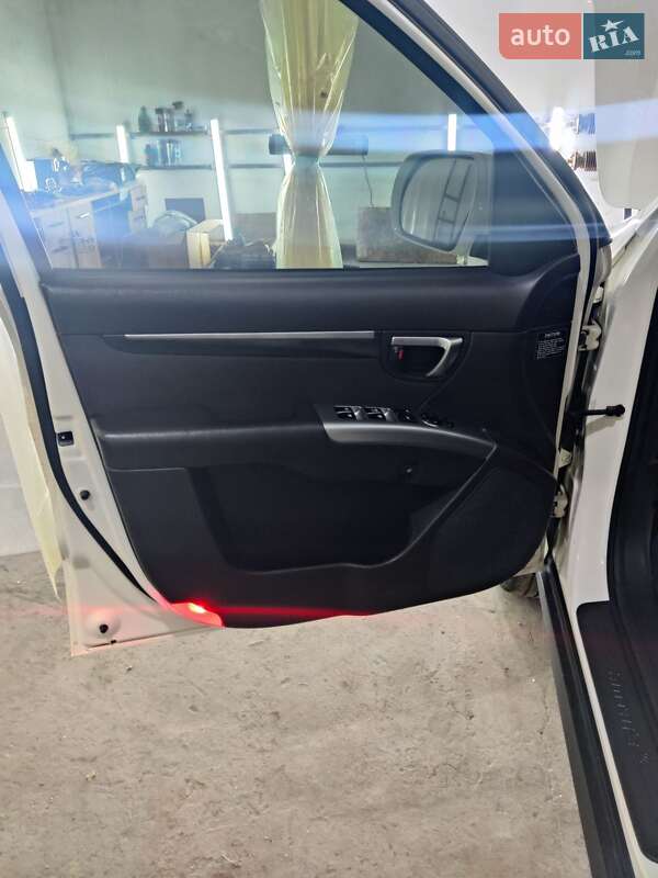 Внедорожник / Кроссовер Hyundai Santa FE 2012 в Ивано-Франковске