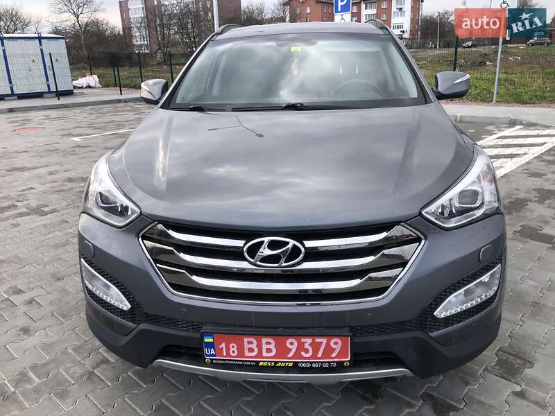 Позашляховик / Кросовер Hyundai Santa FE 2012 в Стрию