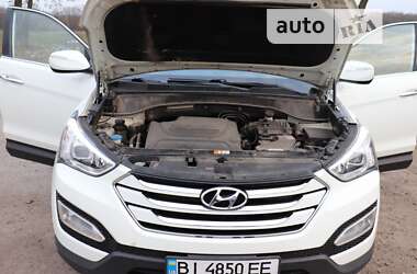 Внедорожник / Кроссовер Hyundai Santa FE 2013 в Гадяче