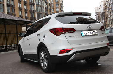 Внедорожник / Кроссовер Hyundai Santa FE 2016 в Киеве