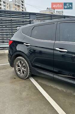 Внедорожник / Кроссовер Hyundai Santa FE 2014 в Киеве