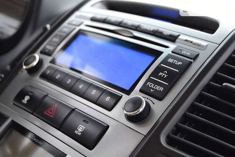 Внедорожник / Кроссовер Hyundai Santa FE 2010 в Городенке