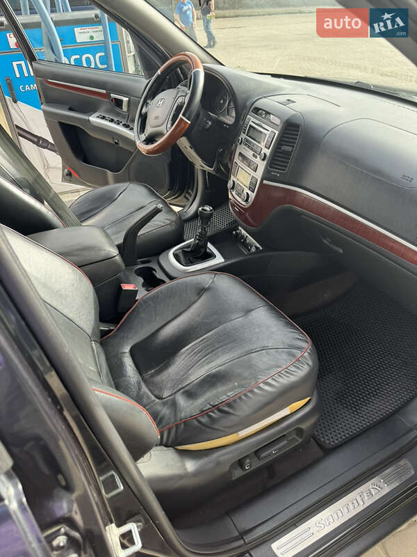 Позашляховик / Кросовер Hyundai Santa FE 2008 в Львові фото 14 Позашляховик / Кросовер Hyundai Santa FE 2008 в Львові