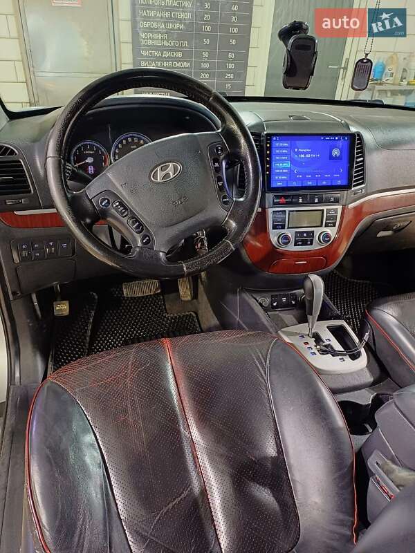 Внедорожник / Кроссовер Hyundai Santa FE 2008 в Ромнах