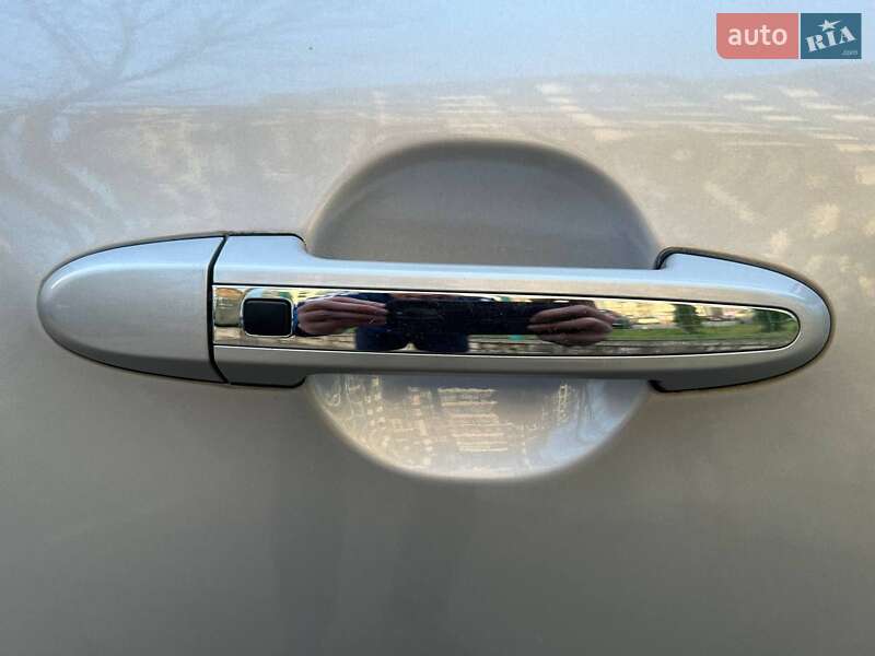 Позашляховик / Кросовер Hyundai Santa FE 2011 в Луцьку