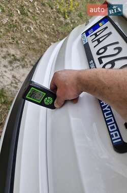 Позашляховик / Кросовер Hyundai Santa FE 2013 в 