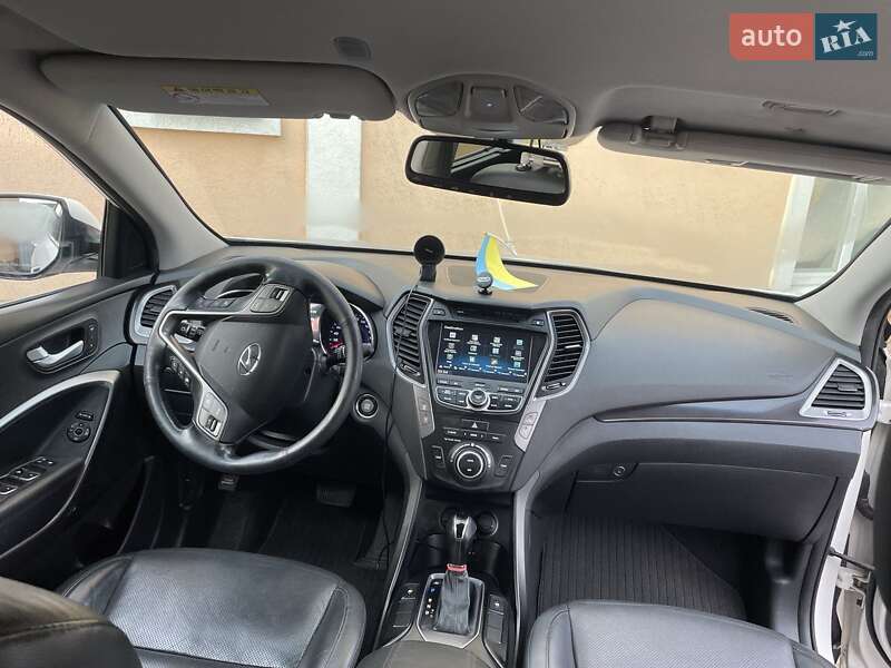 Позашляховик / Кросовер Hyundai Santa FE 2014 в Борисполі