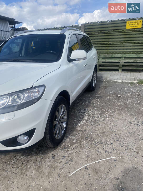 Внедорожник / Кроссовер Hyundai Santa FE 2010 в Хмельницком