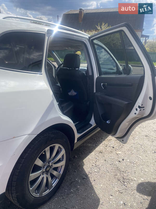 Внедорожник / Кроссовер Hyundai Santa FE 2010 в Хмельницком