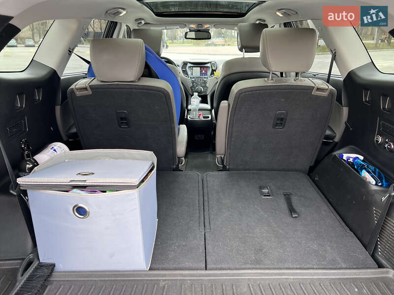 Позашляховик / Кросовер Hyundai Santa FE 2016 в Запоріжжі