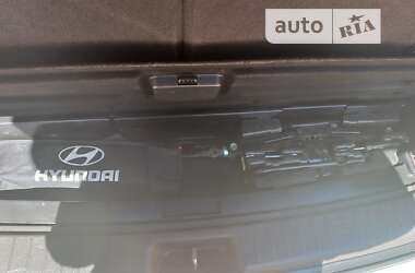 Позашляховик / Кросовер Hyundai Santa FE 2011 в Рівному