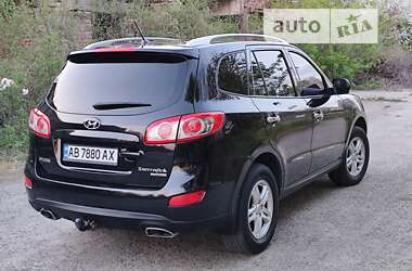 Внедорожник / Кроссовер Hyundai Santa FE 2010 в Ладыжине