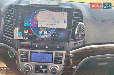 Внедорожник / Кроссовер Hyundai Santa FE 2011 в 