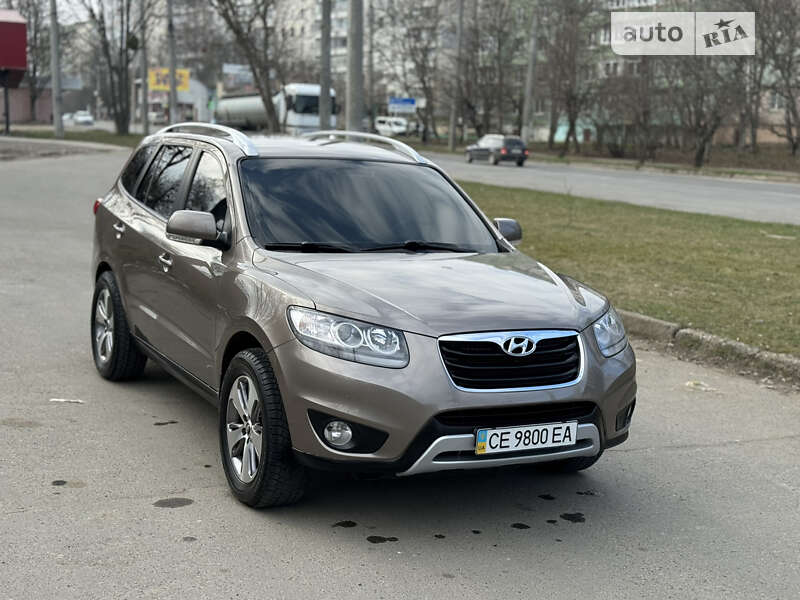 Внедорожник / Кроссовер Hyundai Santa FE 2010 в Черновцах