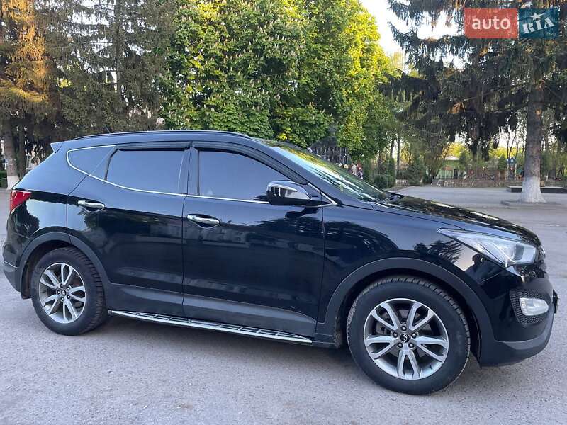 Позашляховик / Кросовер Hyundai Santa FE 2013 в Бершаді