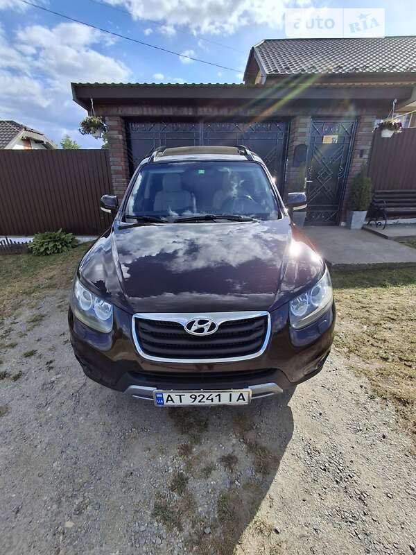 Внедорожник / Кроссовер Hyundai Santa FE 2012 в Ивано-Франковске