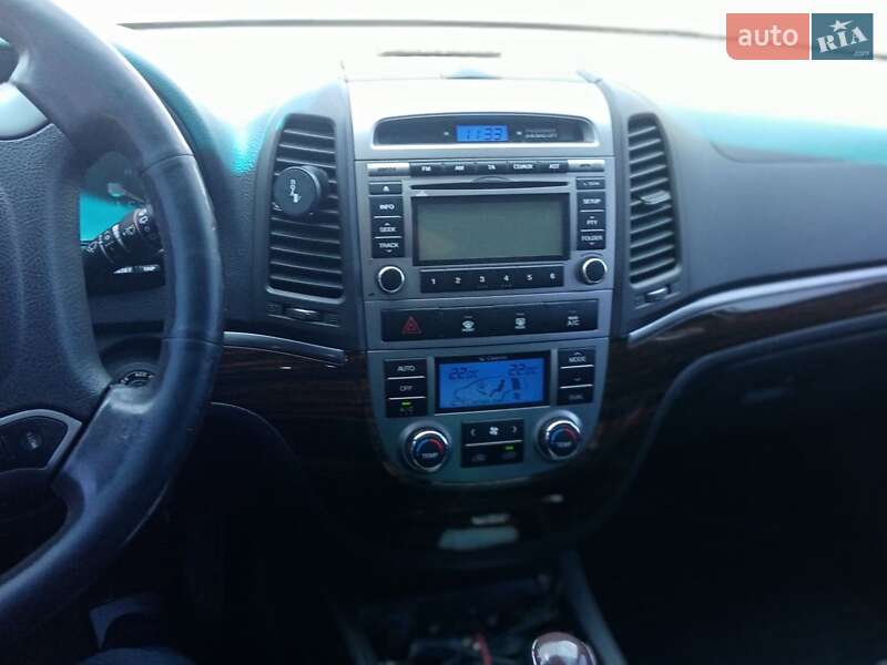 Внедорожник / Кроссовер Hyundai Santa FE 2012 в Ставище фото 9 Внедорожник / Кроссовер Hyundai Santa FE 2012 в Ставище