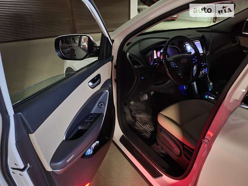 Позашляховик / Кросовер Hyundai Santa FE 2013 в Тернополі