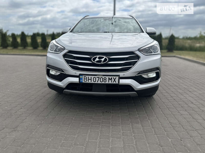 Внедорожник / Кроссовер Hyundai Santa FE 2017 в Львове