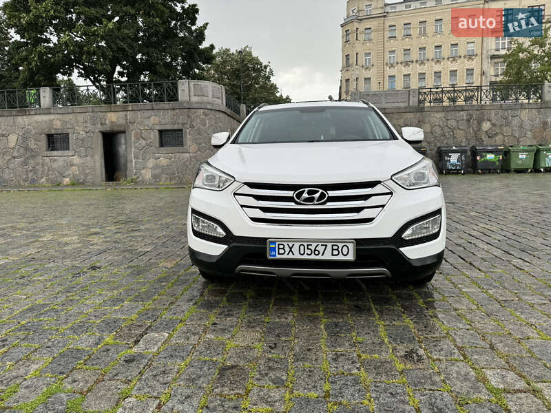 Внедорожник / Кроссовер Hyundai Santa FE 2014 в Каменец-Подольском
