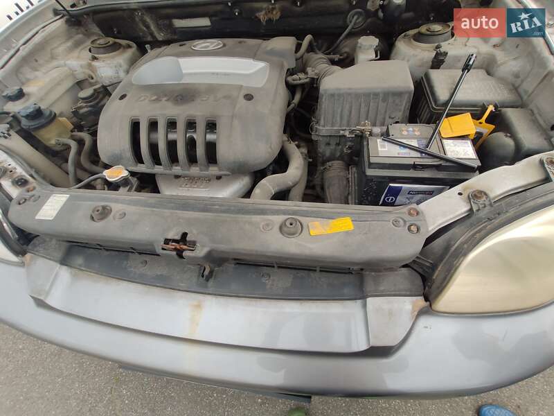 Позашляховик / Кросовер Hyundai Santa FE 2005 в Києві фото 3 Позашляховик / Кросовер Hyundai Santa FE 2005 в Києві
