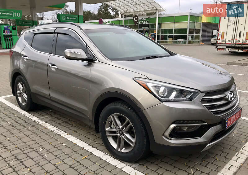 Внедорожник / Кроссовер Hyundai Santa FE 2016 в Вышгороде