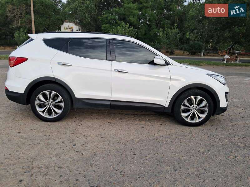 Позашляховик / Кросовер Hyundai Santa FE 2013 в Білгороді-Дністровському