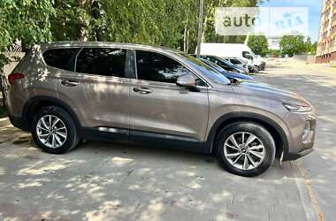 Внедорожник / Кроссовер Hyundai Santa FE 2018 в Тернополе