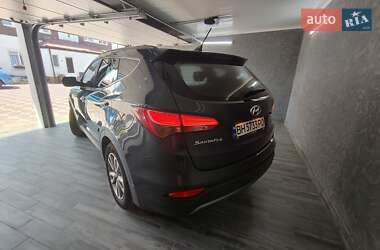 Позашляховик / Кросовер Hyundai Santa FE 2014 в 
