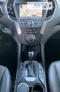Позашляховик / Кросовер Hyundai Santa FE 2012 в Рівному
