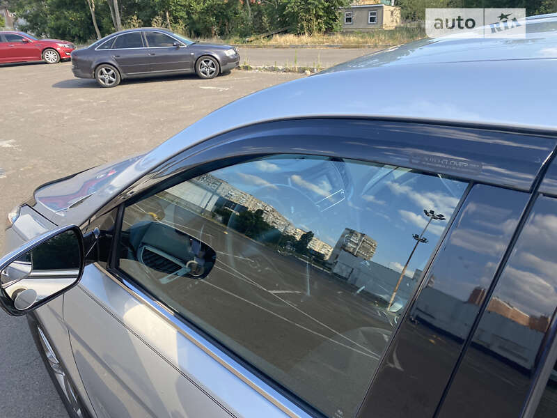 Позашляховик / Кросовер Hyundai Santa FE 2016 в Одесі