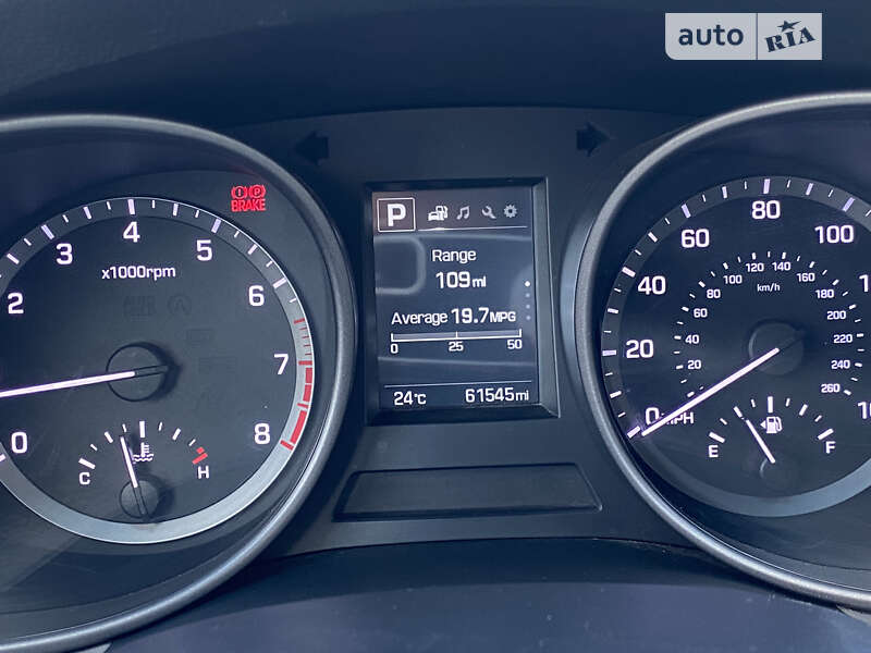 Позашляховик / Кросовер Hyundai Santa FE 2016 в Одесі