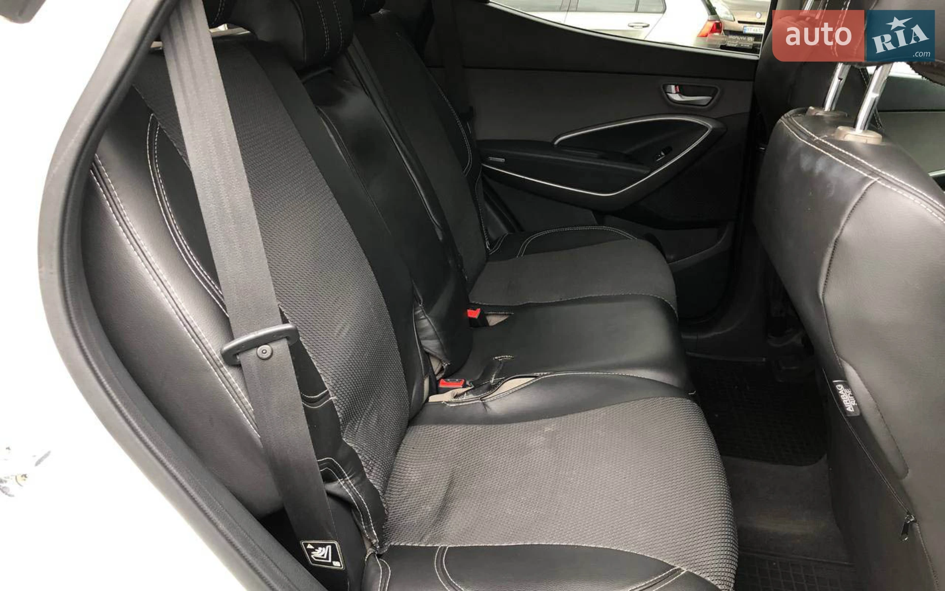 2015 Hyundai Santa Fe - мініатюра 11