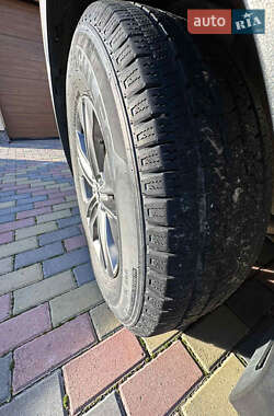 Внедорожник / Кроссовер Hyundai Santa FE 2014 в 