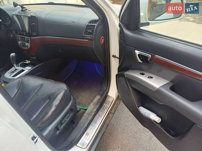 Позашляховик / Кросовер Hyundai Santa FE 2008 в Дніпрі