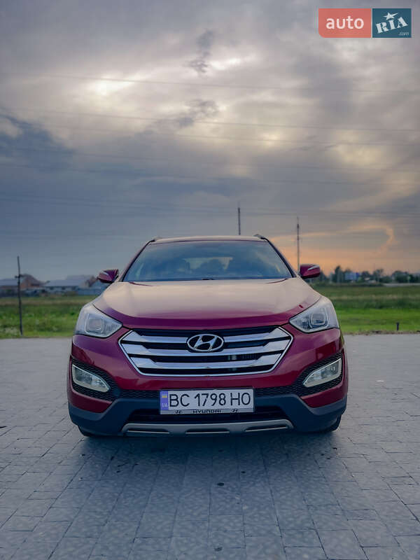 Позашляховик / Кросовер Hyundai Santa FE 2013 в Львові