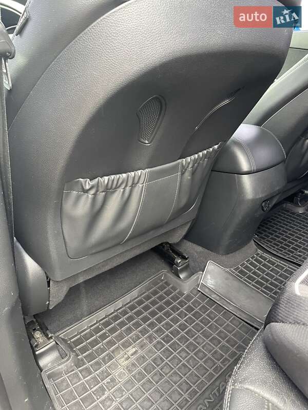 Внедорожник / Кроссовер Hyundai Santa FE 2014 в Новояворовске