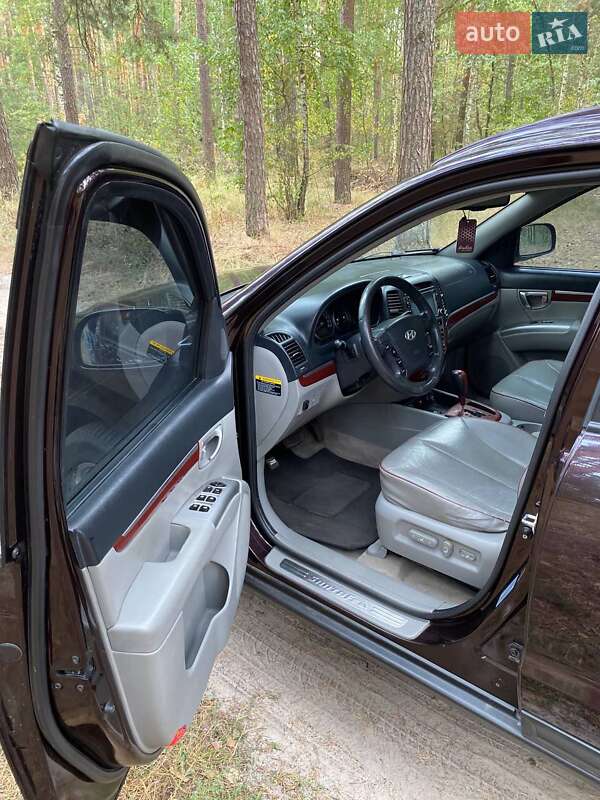 Позашляховик / Кросовер Hyundai Santa FE 2008 в Броварах