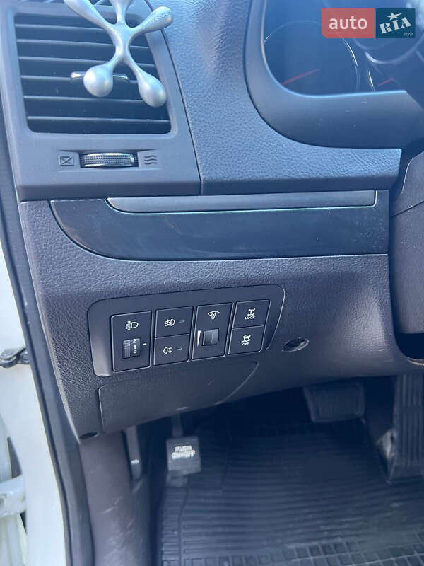 Позашляховик / Кросовер Hyundai Santa FE 2010 в Бориславі фото 16 Позашляховик / Кросовер Hyundai Santa FE 2010 в Бориславі