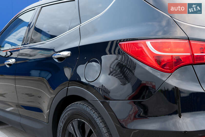 Позашляховик / Кросовер Hyundai Santa FE 2012 в Вінниці
